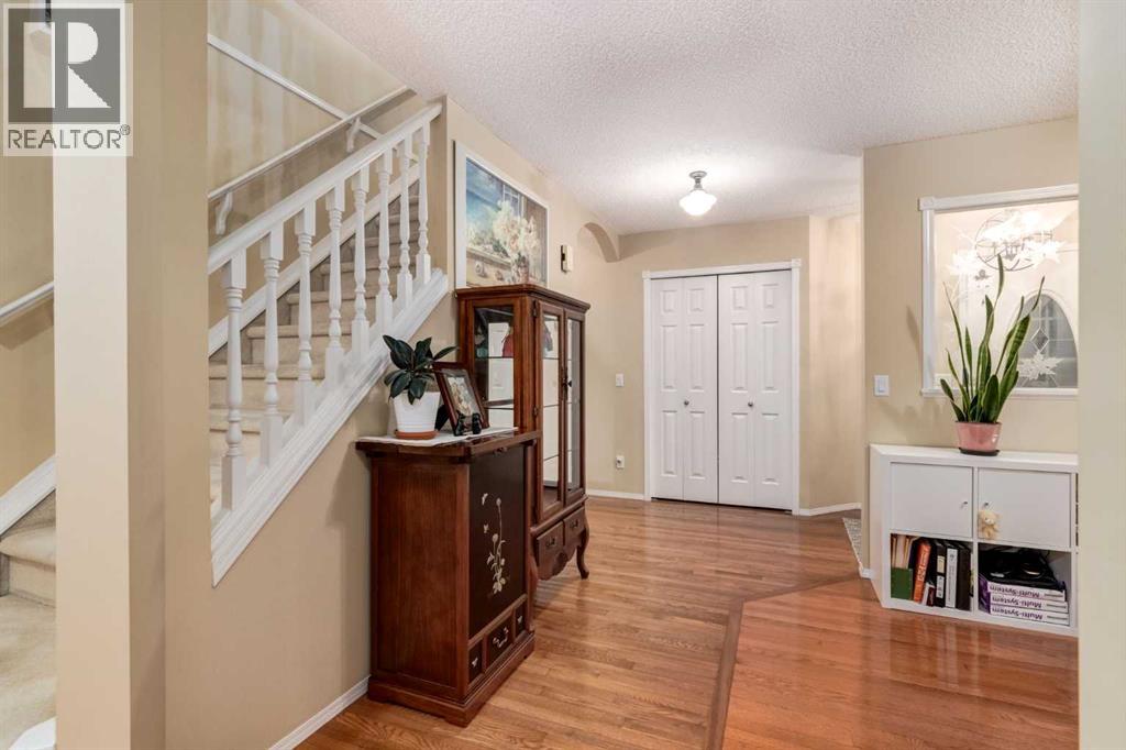 27 Arbour Butte Road NW