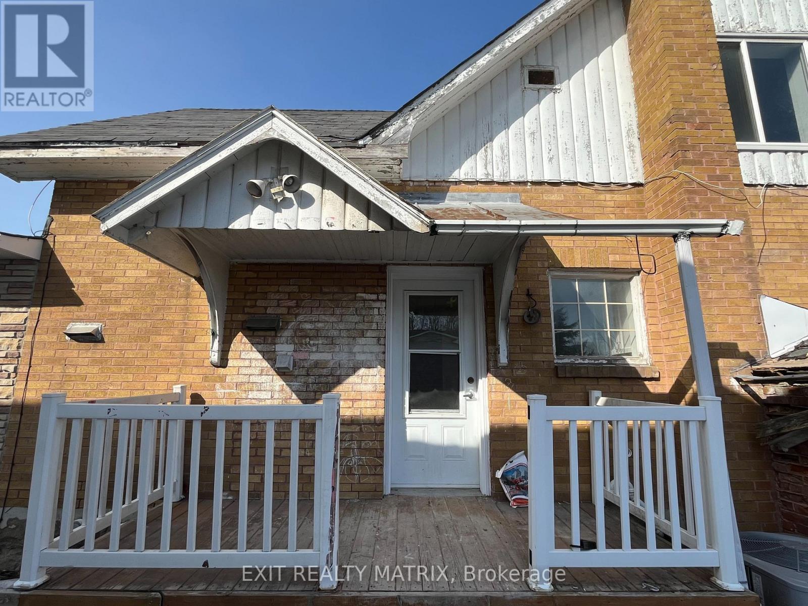 C - 665 ST ISIDORE STREET