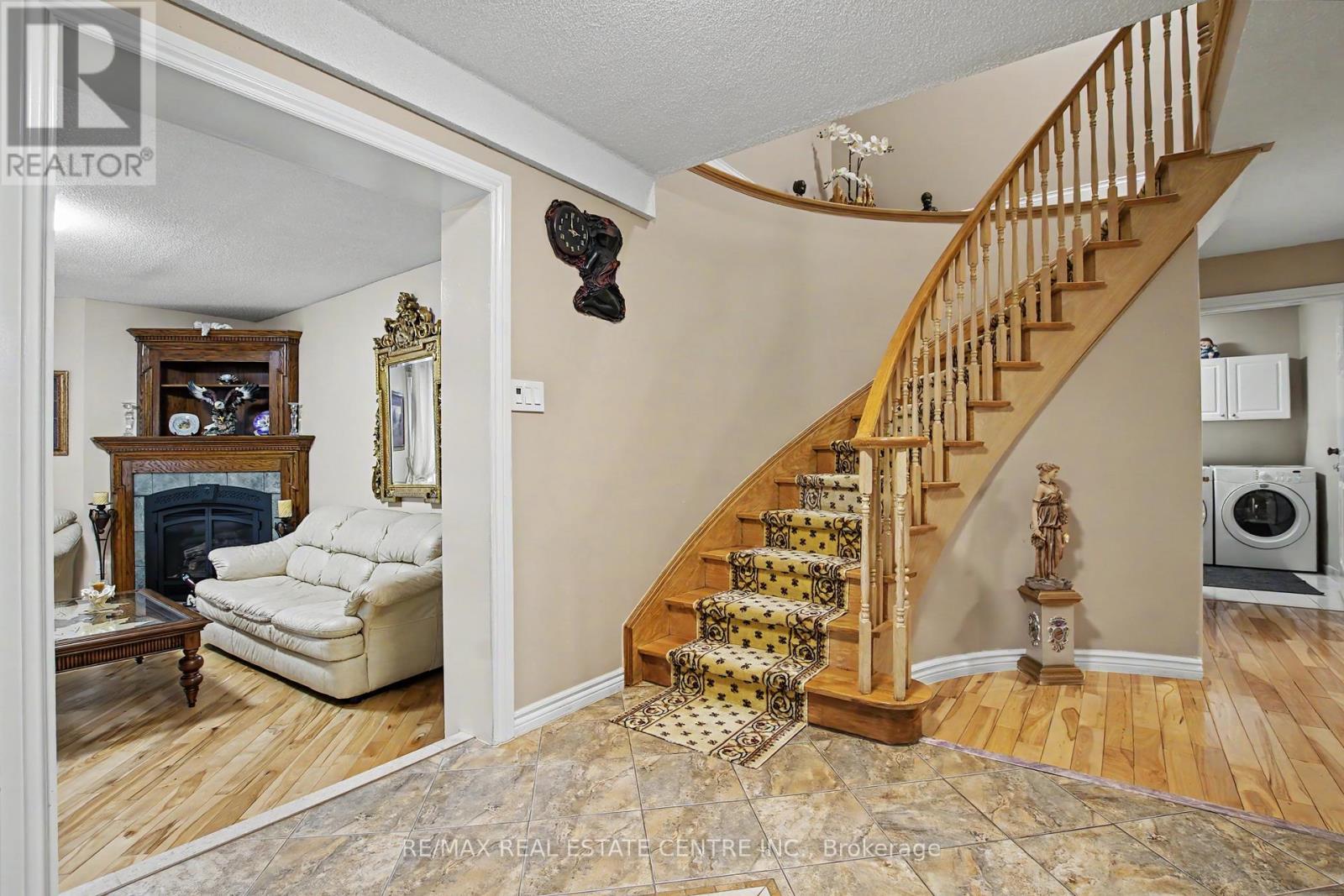 342 SAGINAW PARKWAY