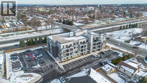 120 SPRINGVALLEY Crescent Unit# 104 Hamilton ON L9C0G2