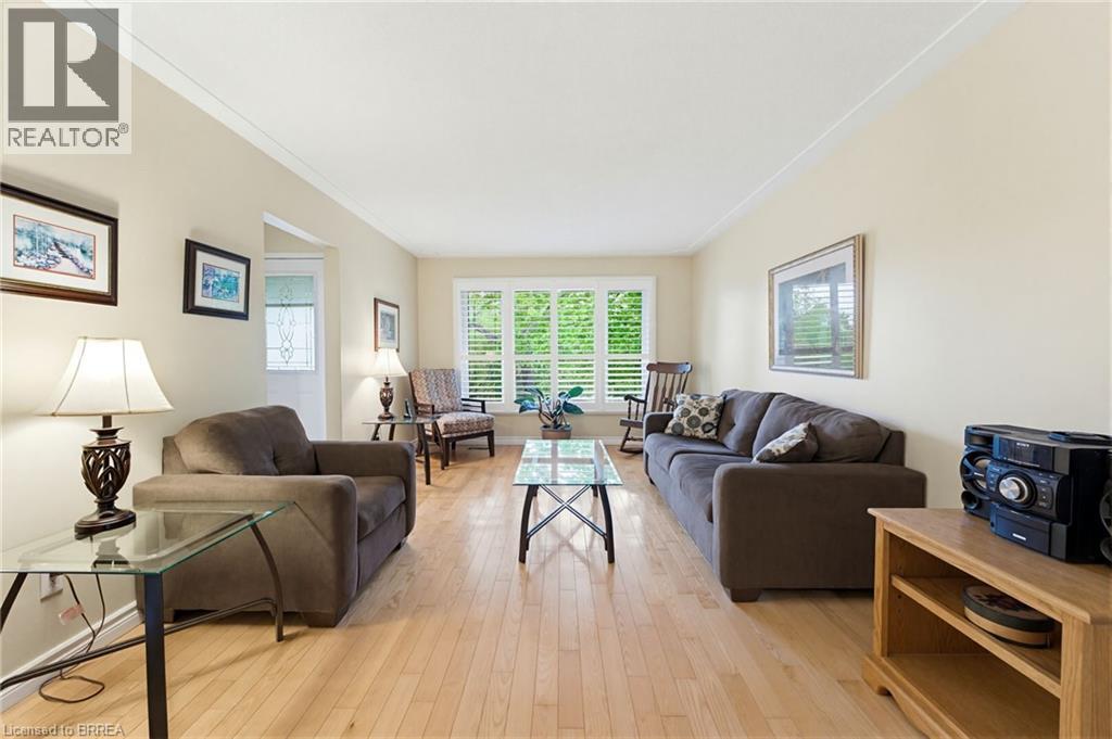 28 RIDGEWOOD Drive