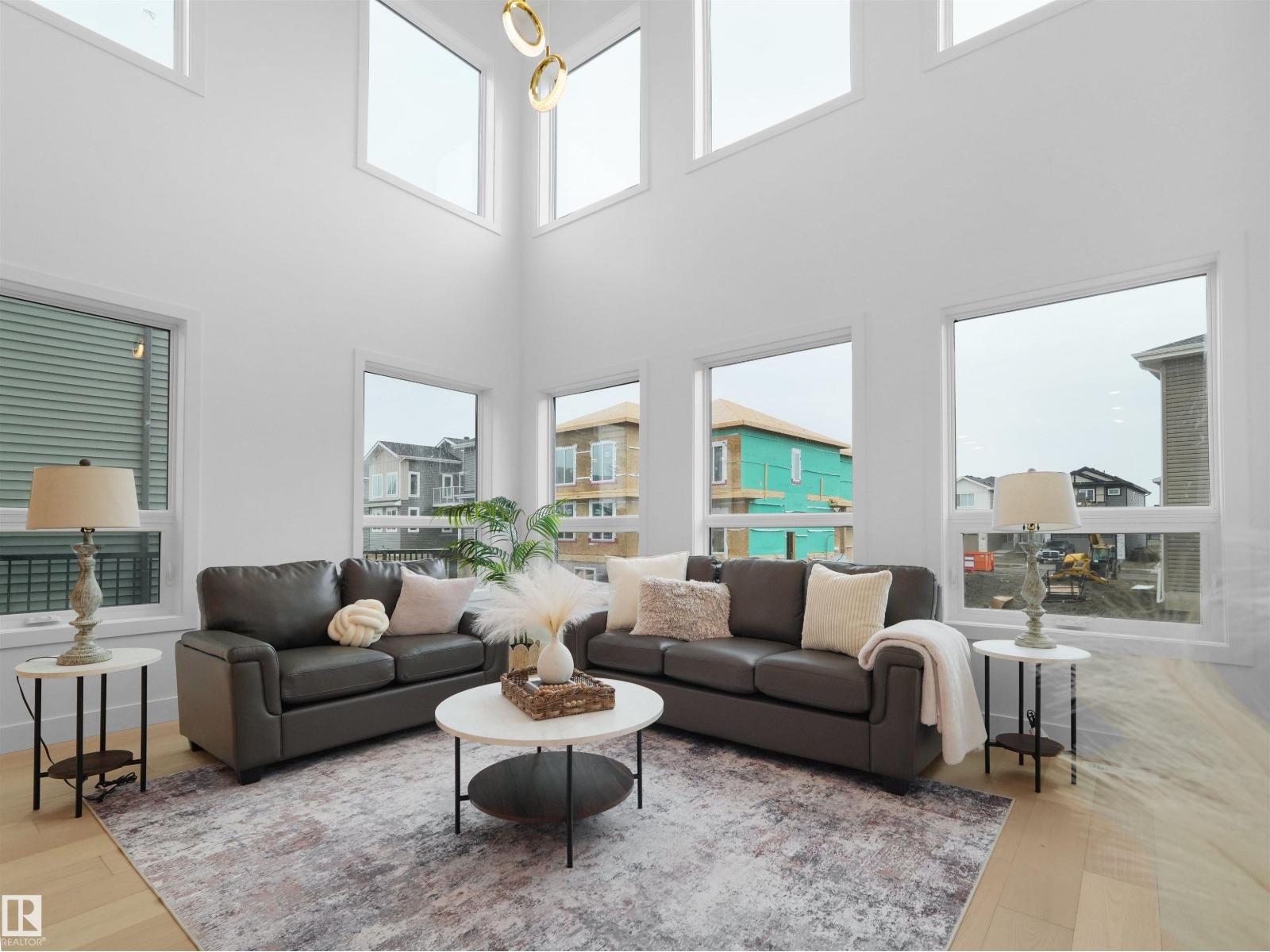 43 ELDRIDGE PT
