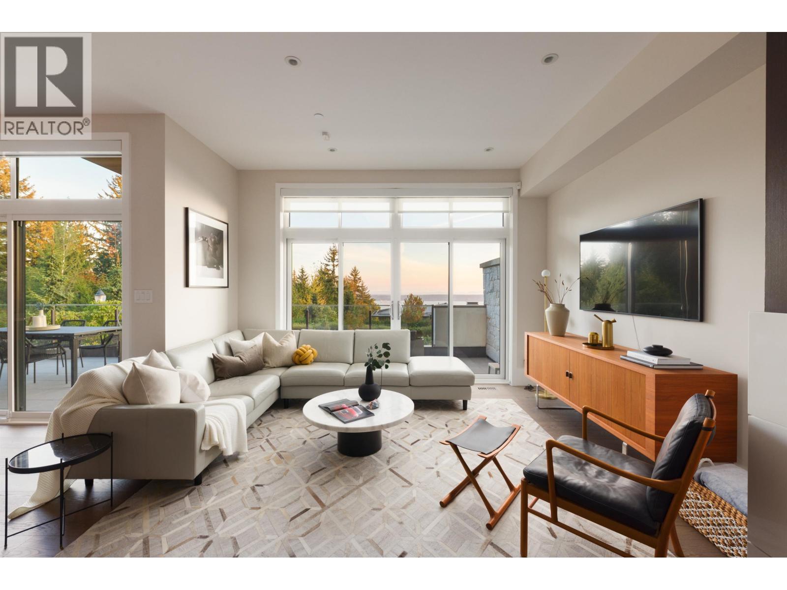 2821 CHIPPENDALE ROAD