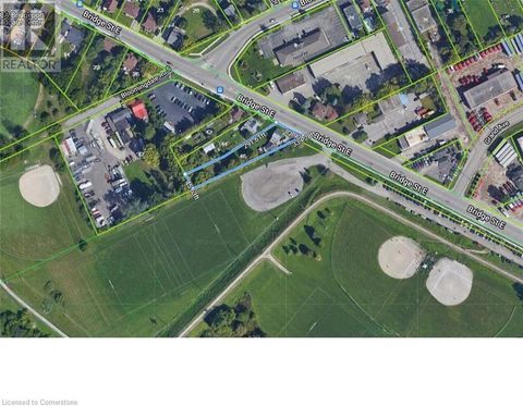 46 BRIDGE Street E Kitchener ON N2K1J6