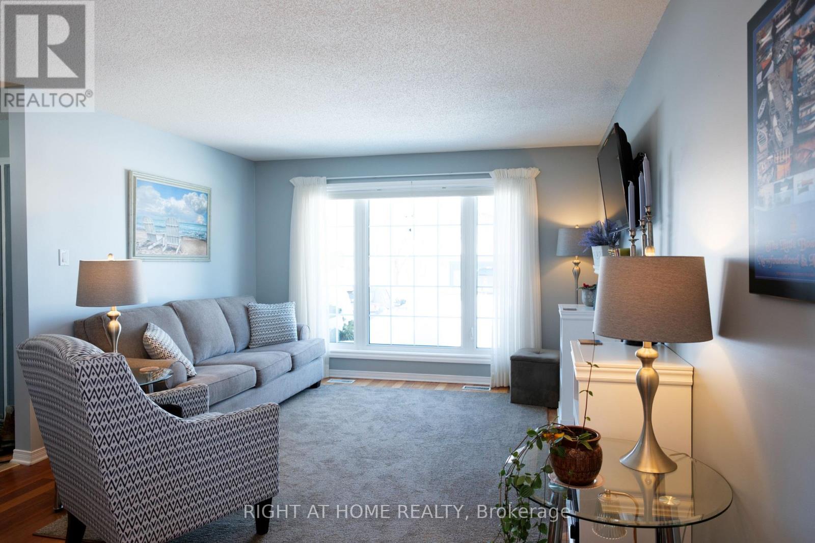 23 FAIRVIEW CRESCENT