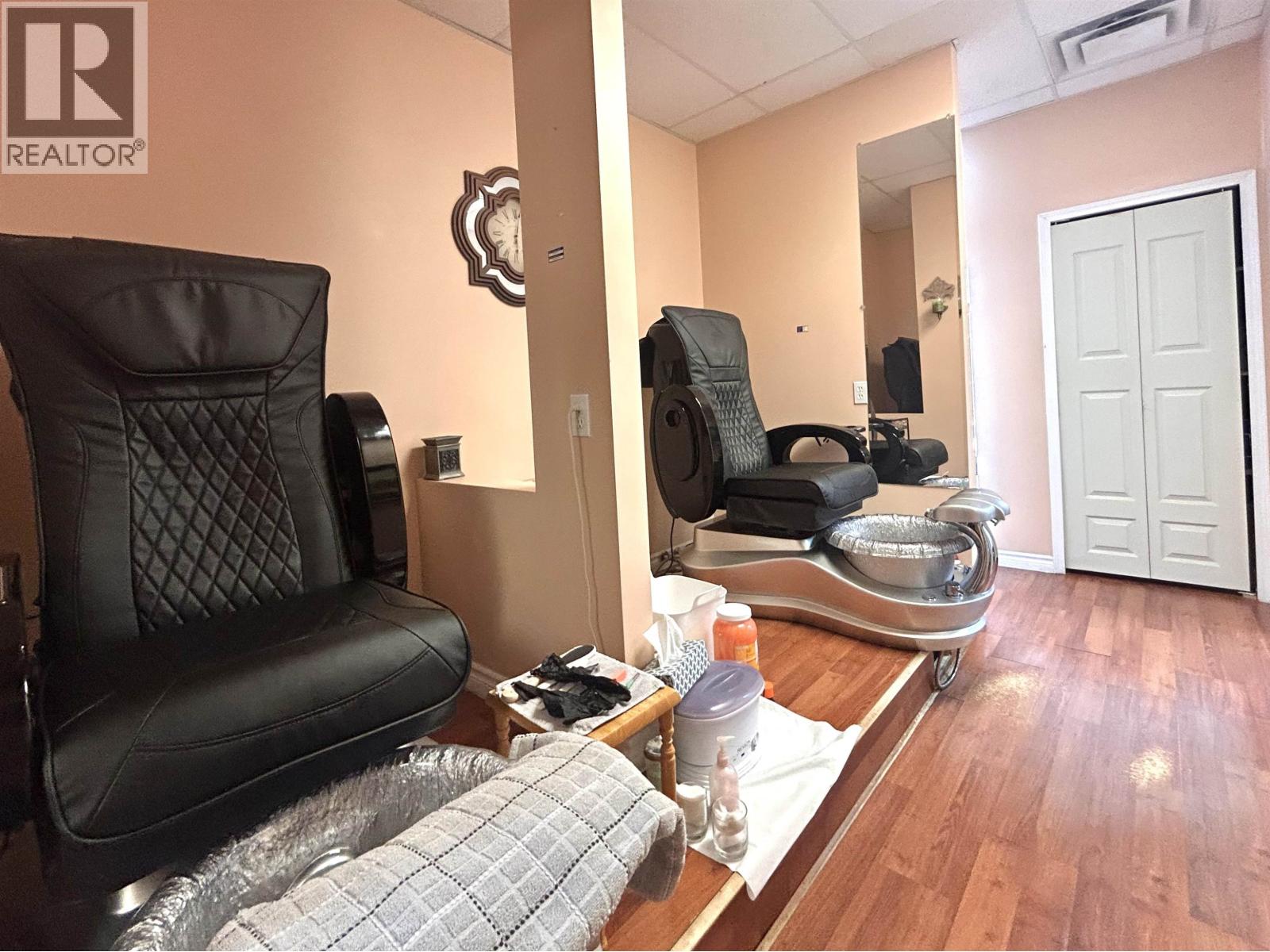 103 1111 CONFIDENTIAL ROAD