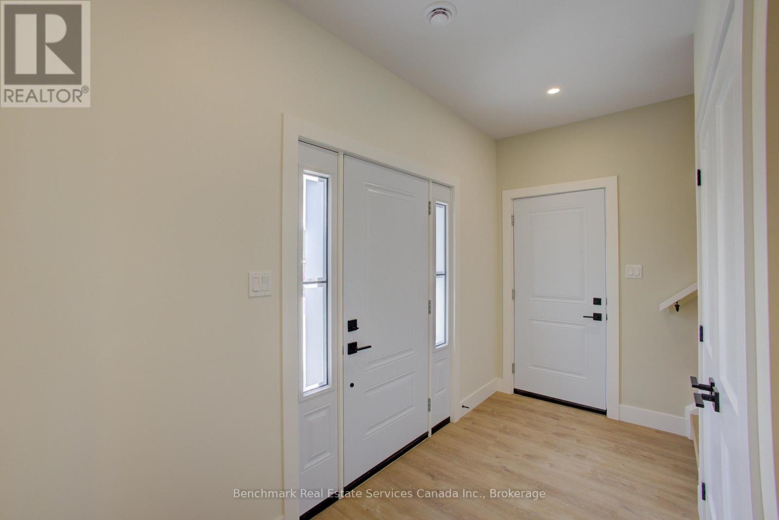 66 - 1182 QUEEN STREET