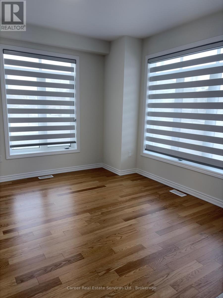 1 WATERFRONT CRESCENT
