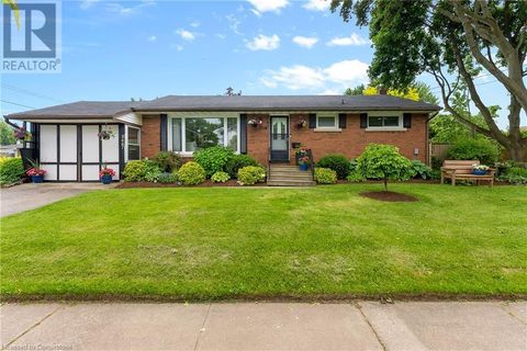 5667 GREEN Avenue Niagara Falls ON L2H1P9