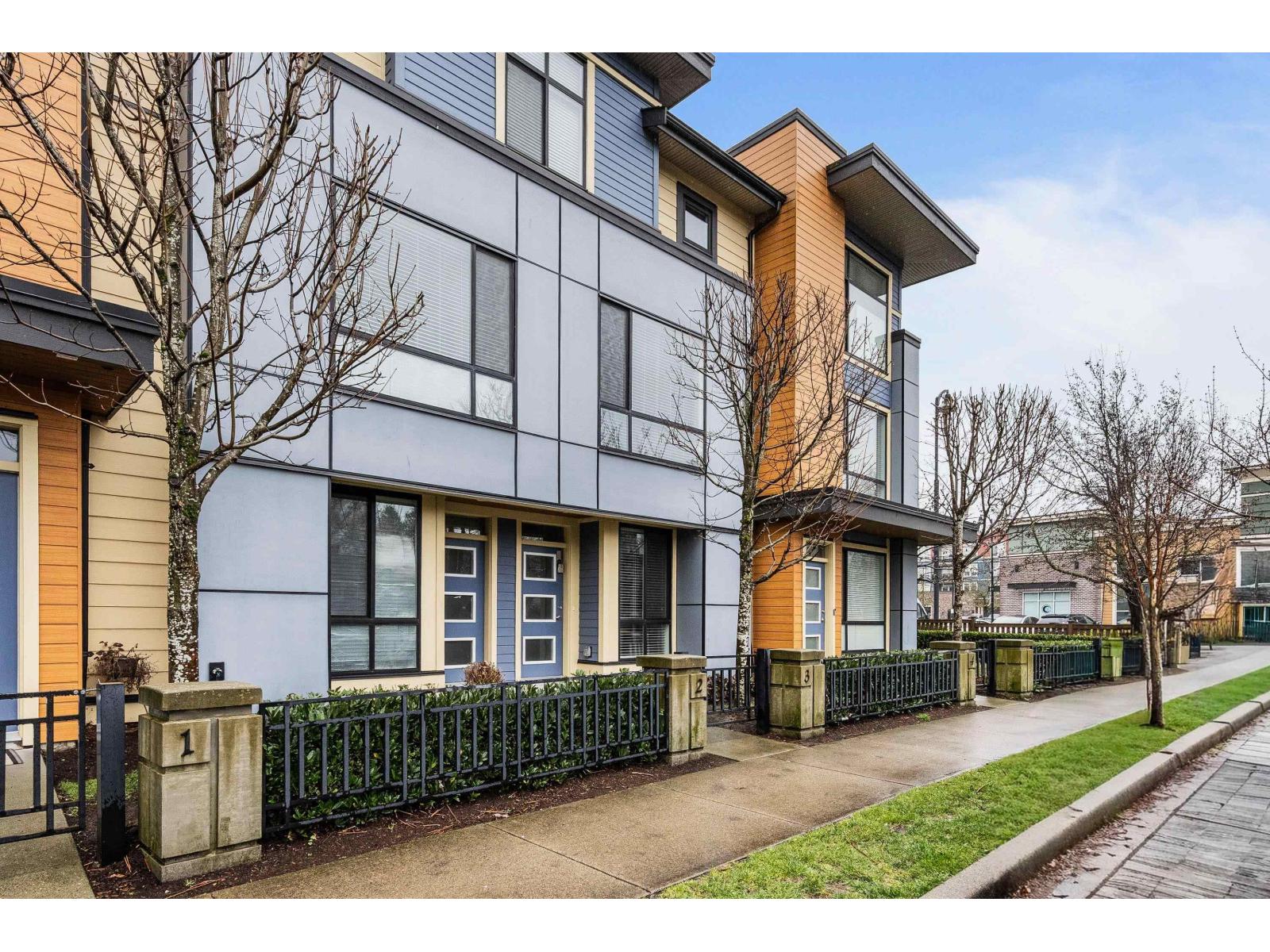 3 45615 TAMIHI WAY|Garrison Crossing