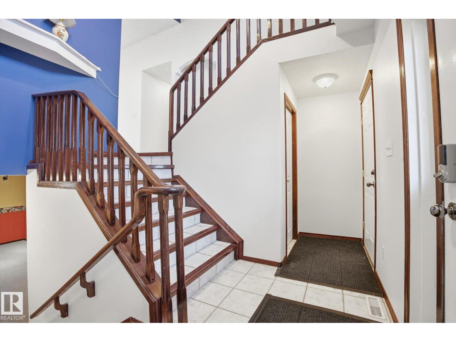 11413 118 ST NW