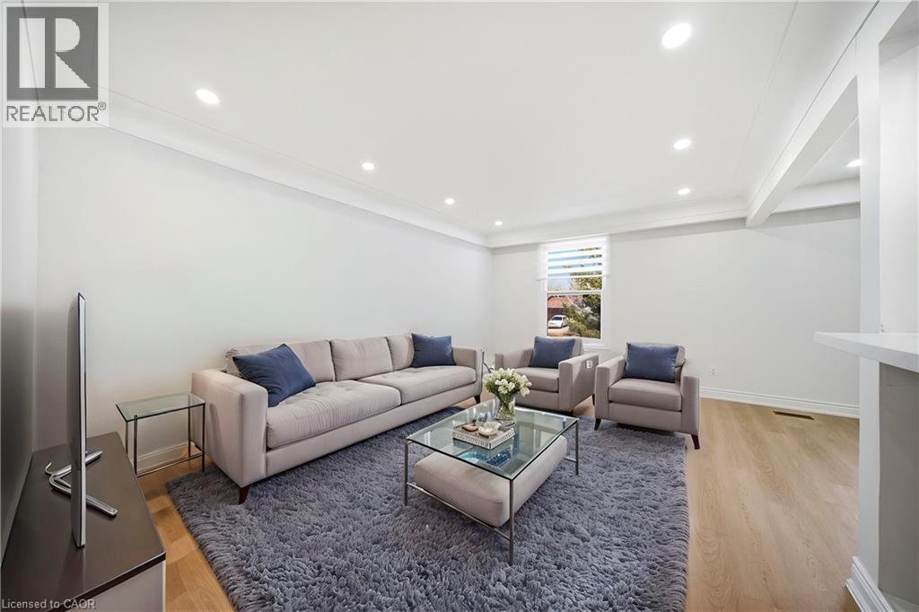 7238 PARKDALE Street