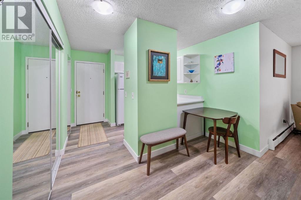 203, 1919 36 Street SW