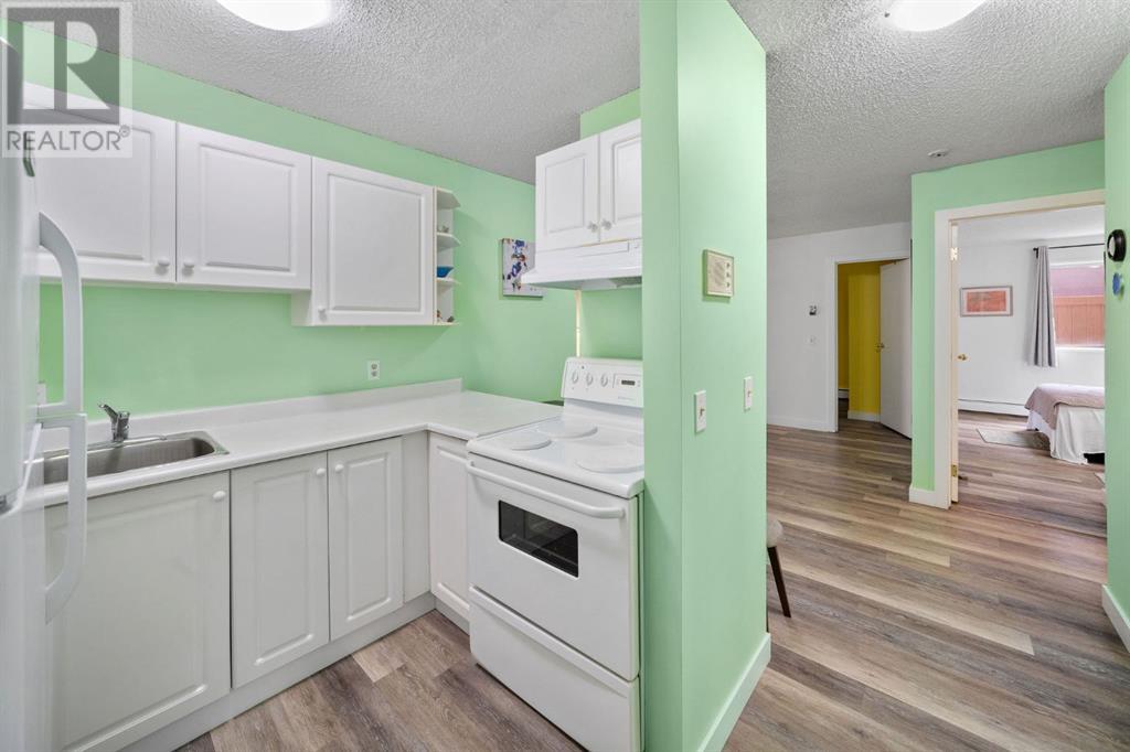 203, 1919 36 Street SW