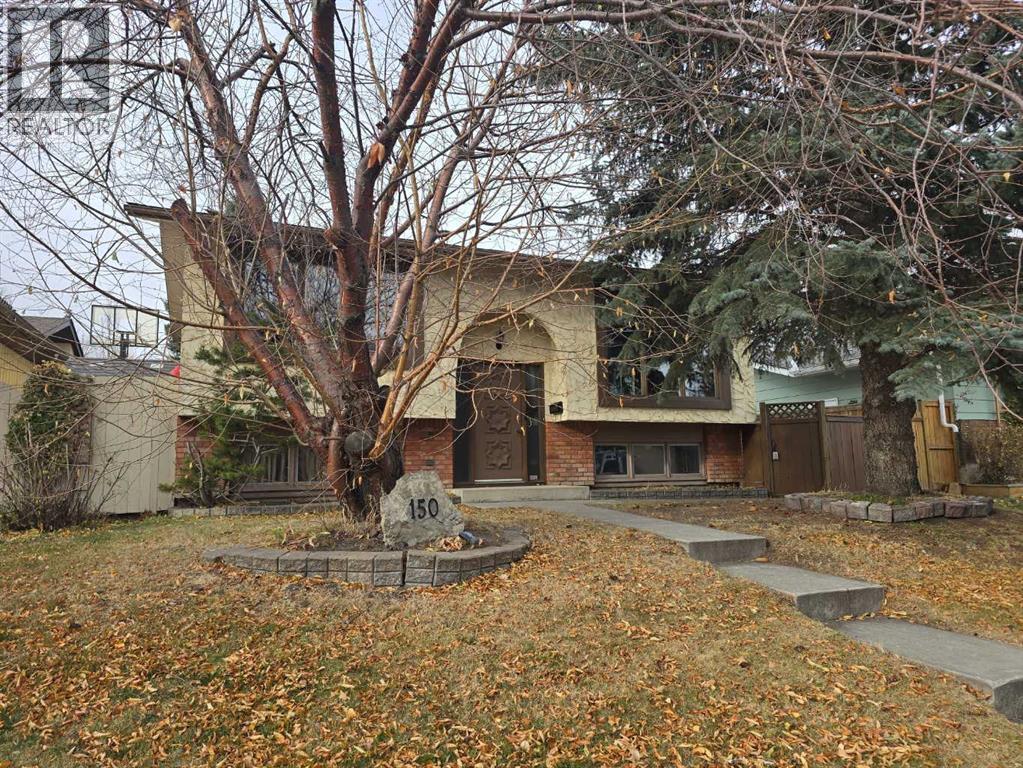 150 Midcrest Crescent SE