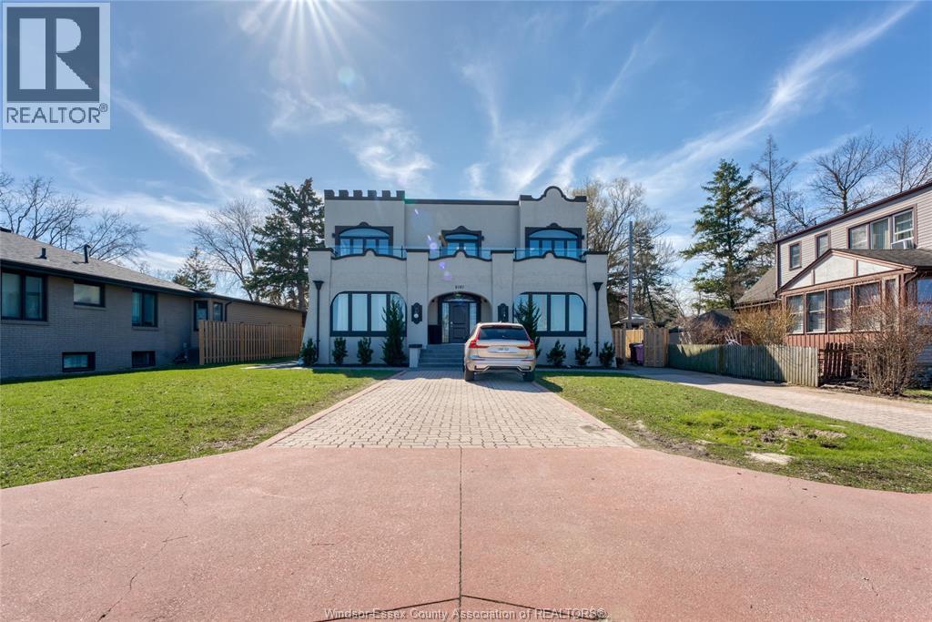 2161 RIVERSIDE DRIVE West Unit# 3