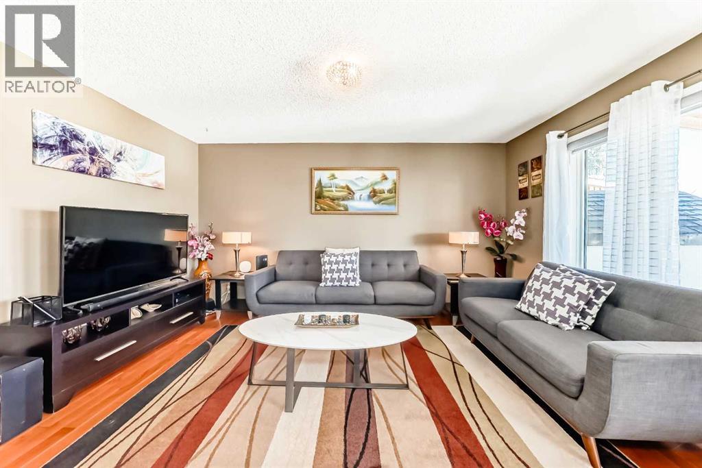 69 Applemont Place SE