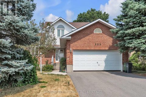 809 MUIRFIELD CRESCENT Kingston (East Gardiners Rd) ON K7M8G2