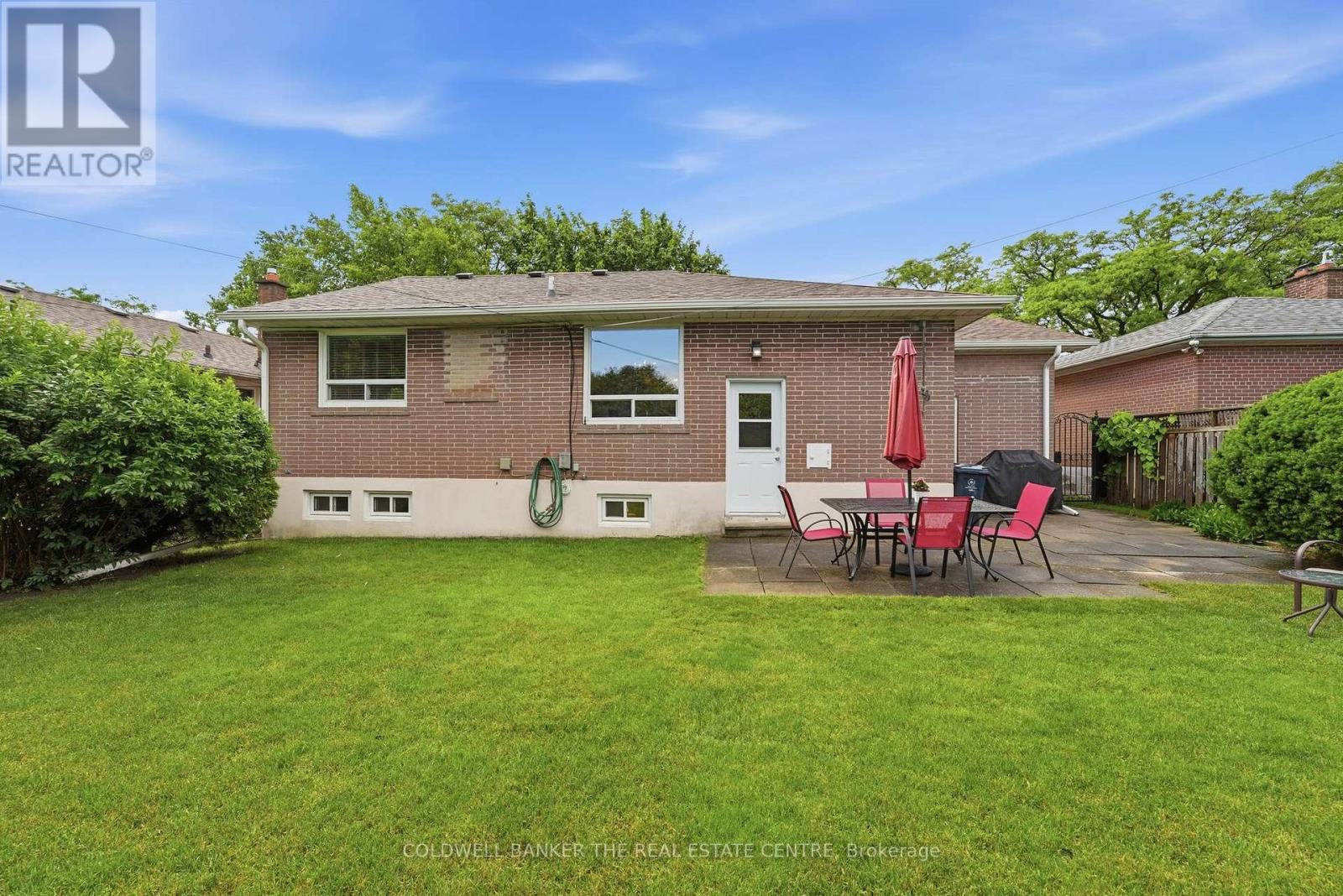 40 BENWAY DRIVE