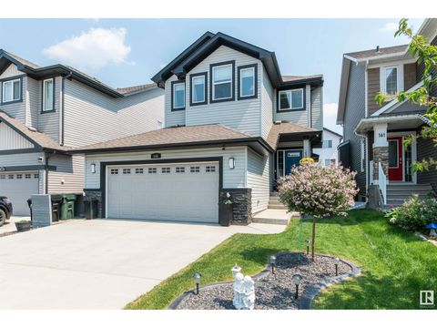 145 SUMAC LN Sherwood Park AB T8H1Z9