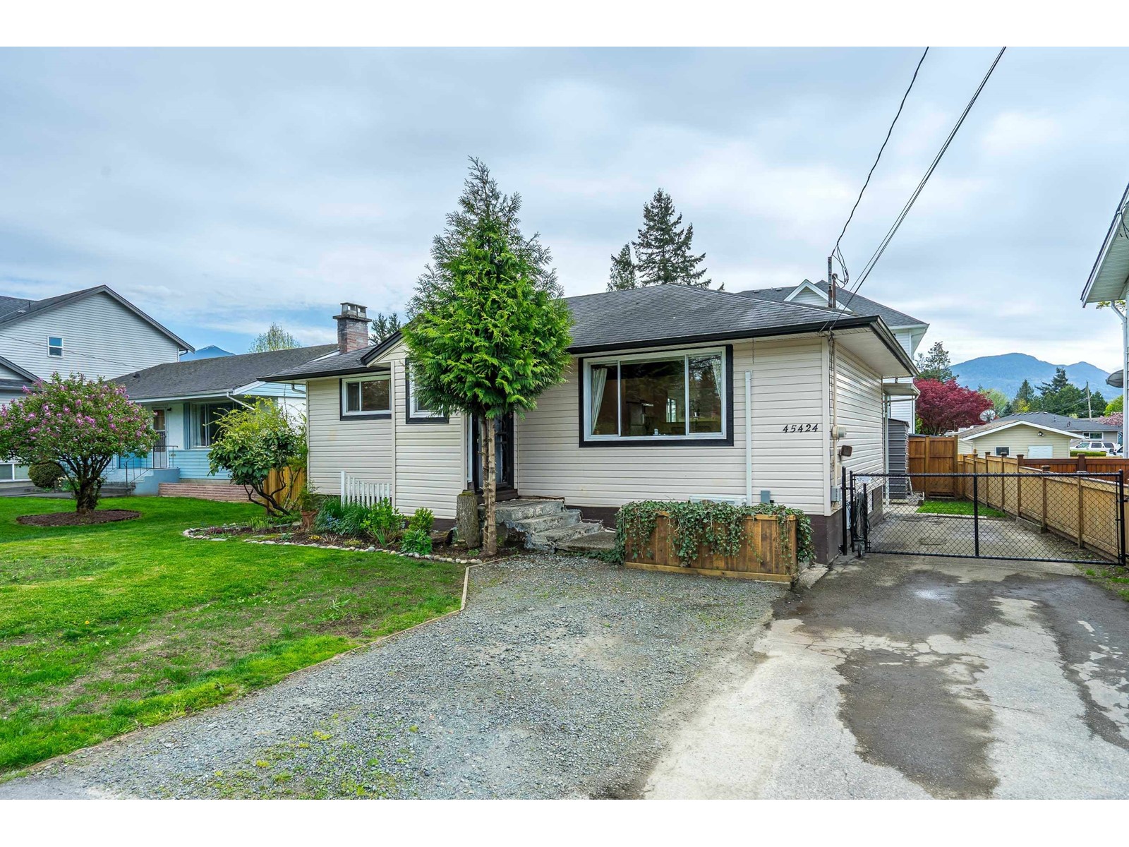 45424 WELLS ROAD|Sardis West Vedder