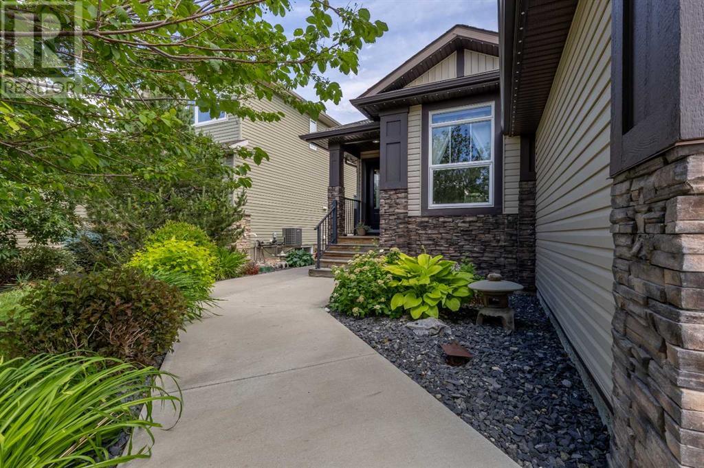 294 Mt Sundial Court W