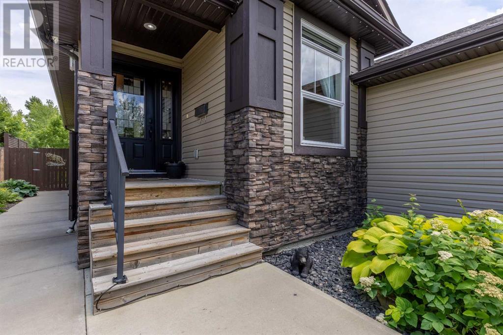 294 Mt Sundial Court W