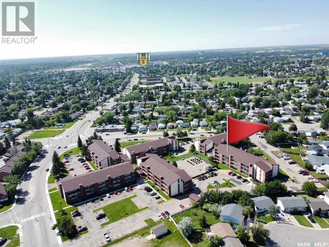 205 3308 33rd STREET W