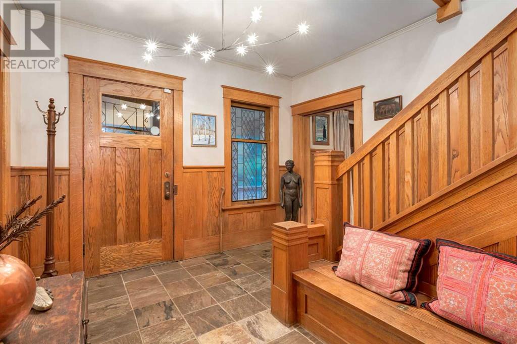 2209 Carleton Street SW
