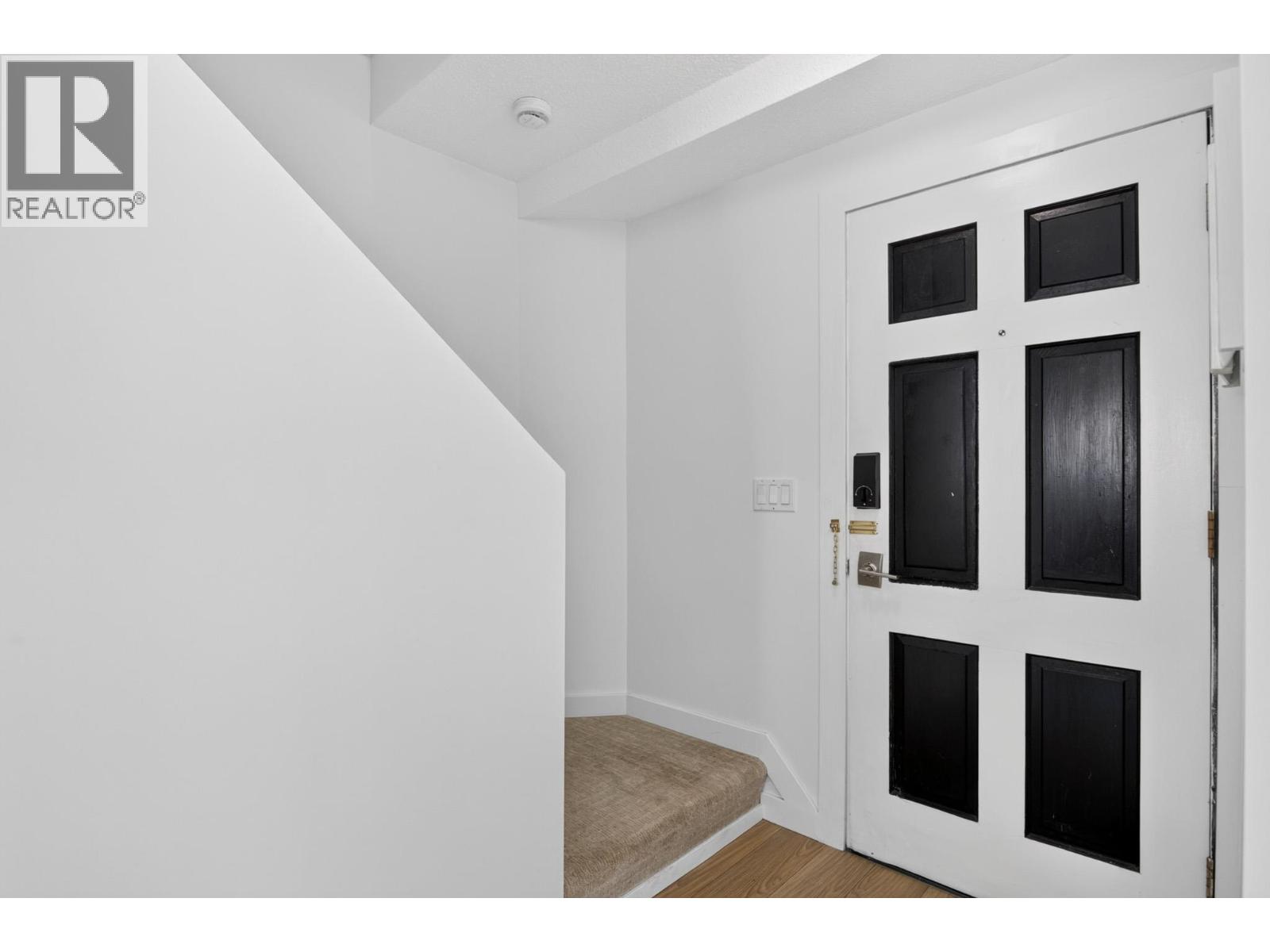185 Taylor Road Unit# 11