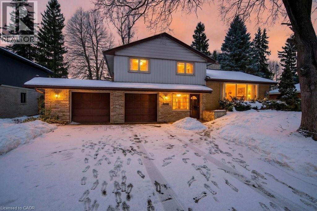 324 WOODWORTH Drive W