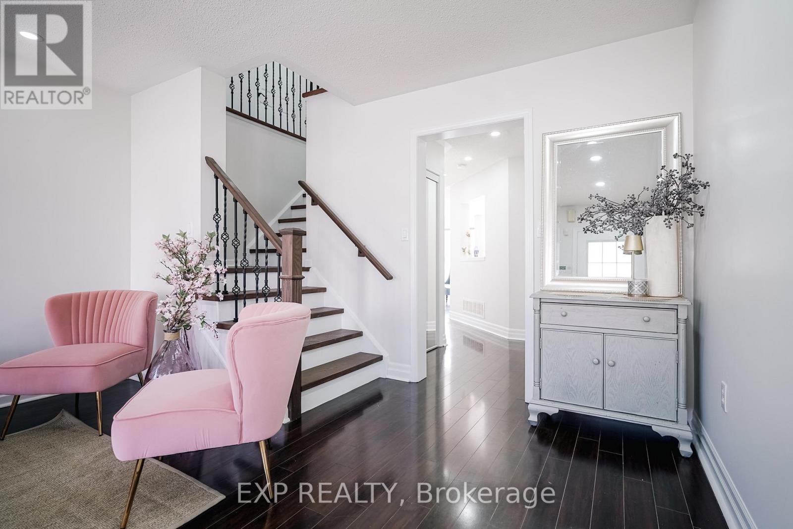 668 HAMILTON CRESCENT
