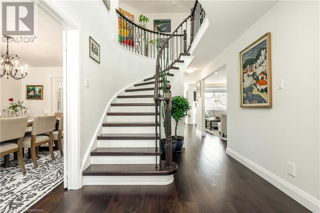 206 WESTVALE Drive