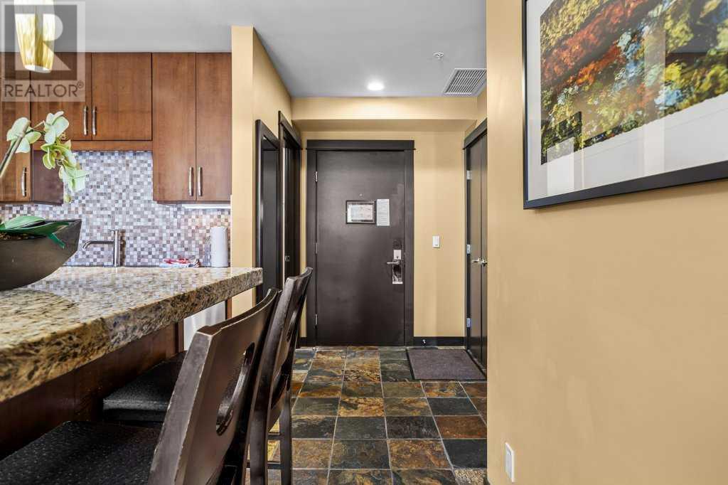 209 ROT B, 1818 Mountain Avenue