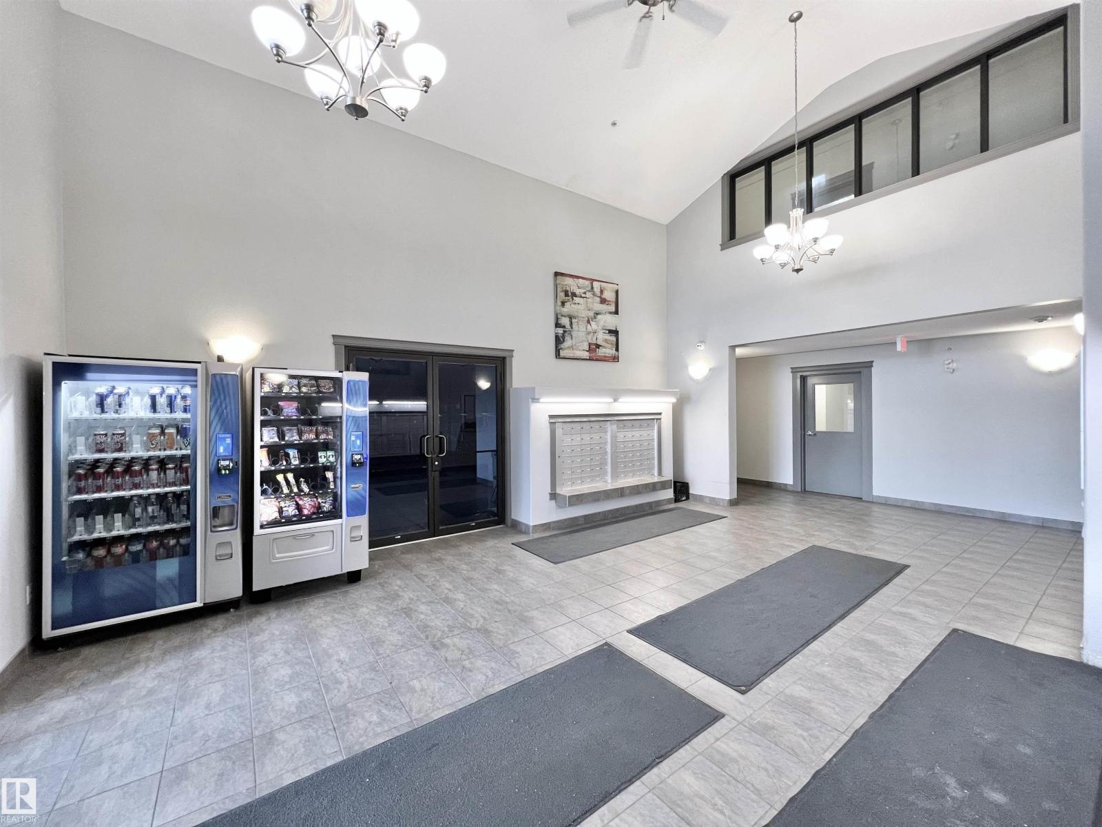 #206 111 EDWARDS DR SW