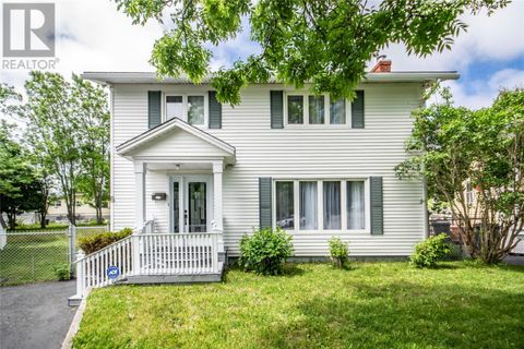 6 Donegal Place St. John's NF A1B3L6