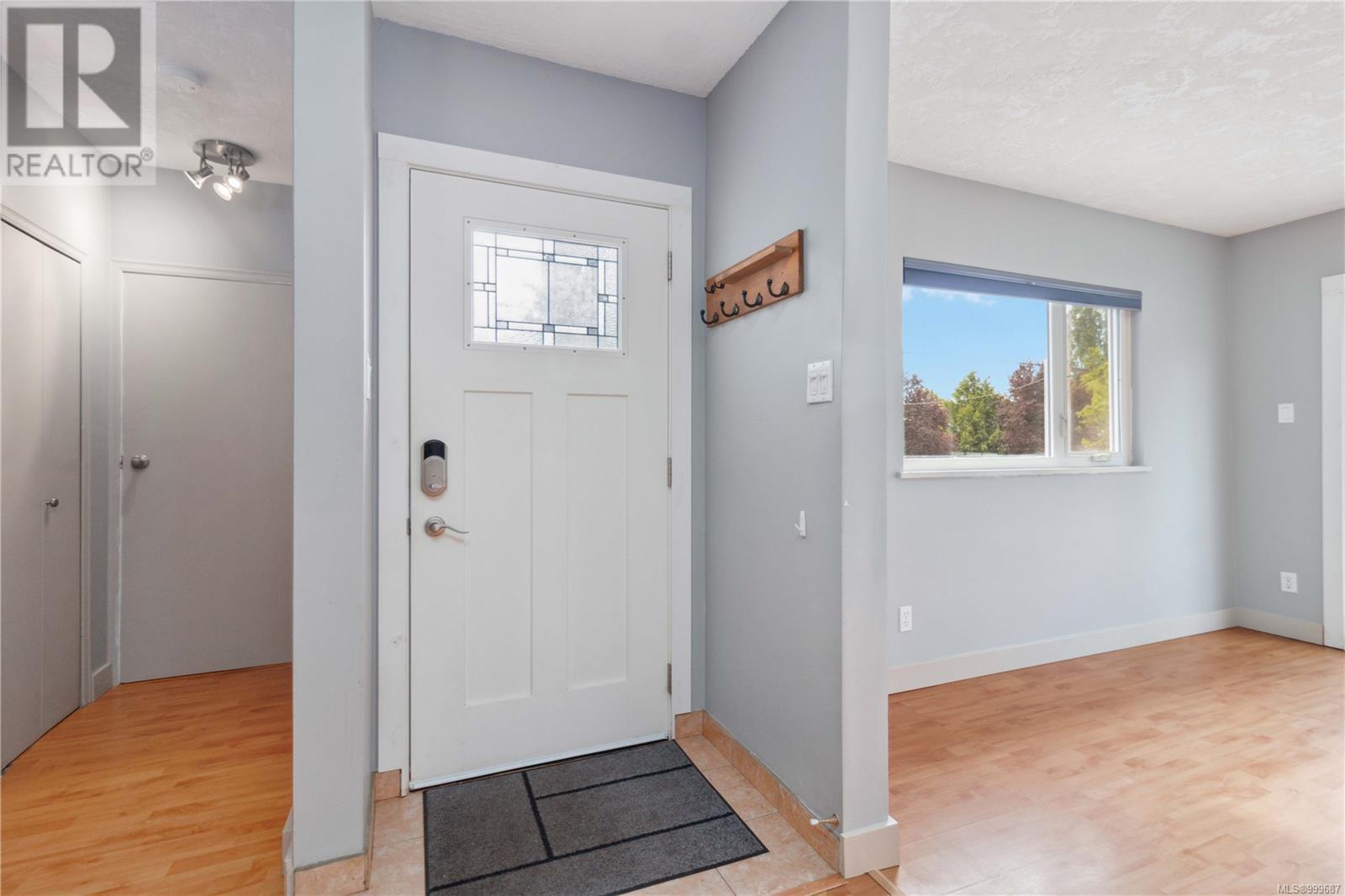201 Maddock Ave W