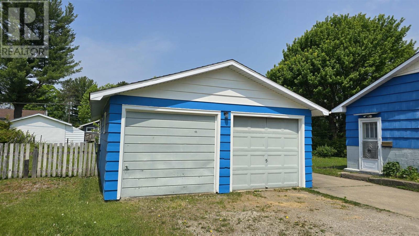 Homes for Sale Sault Ste. Marie 100 Anna ST