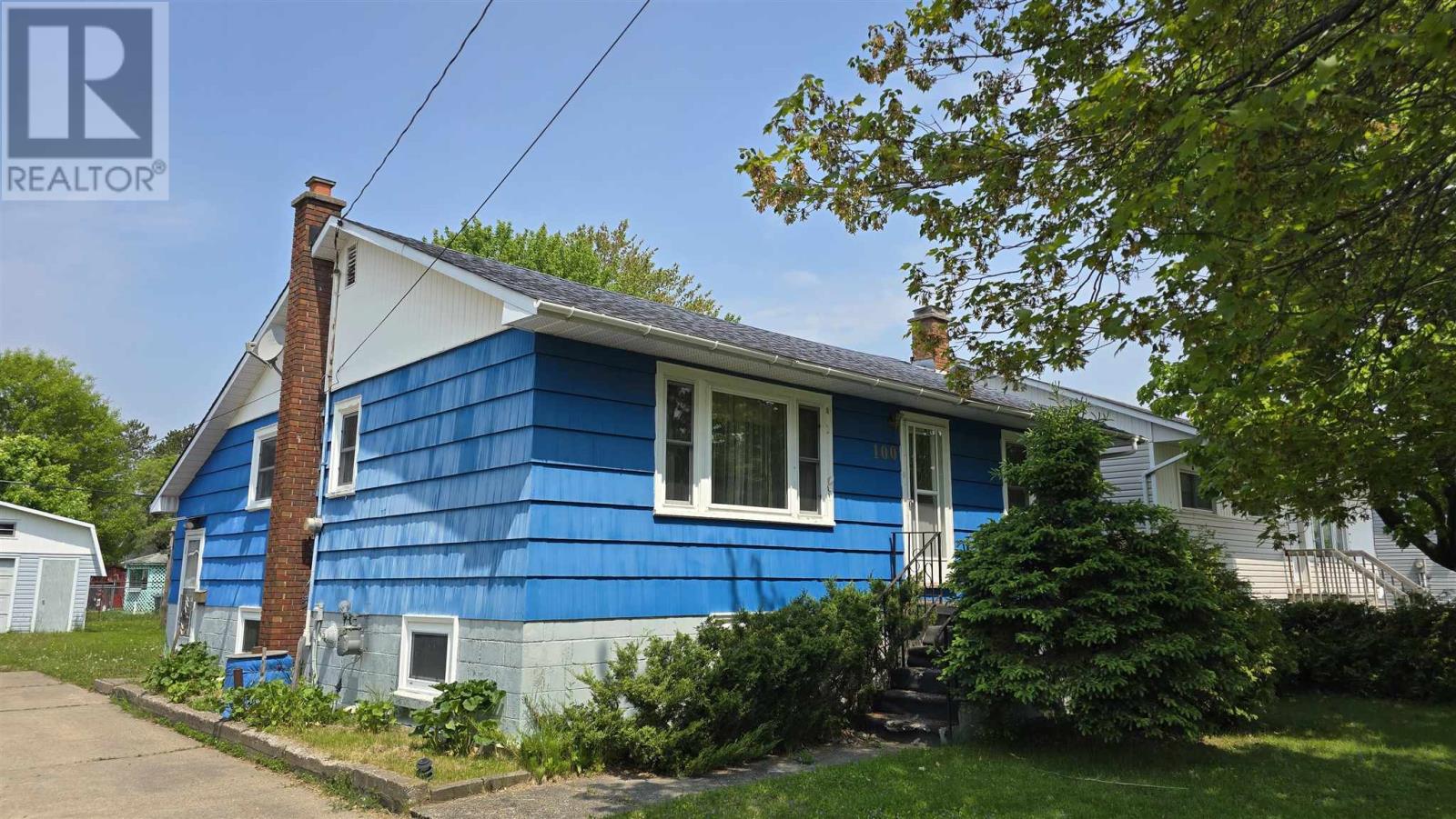 Homes for Sale Sault Ste. Marie 100 Anna ST