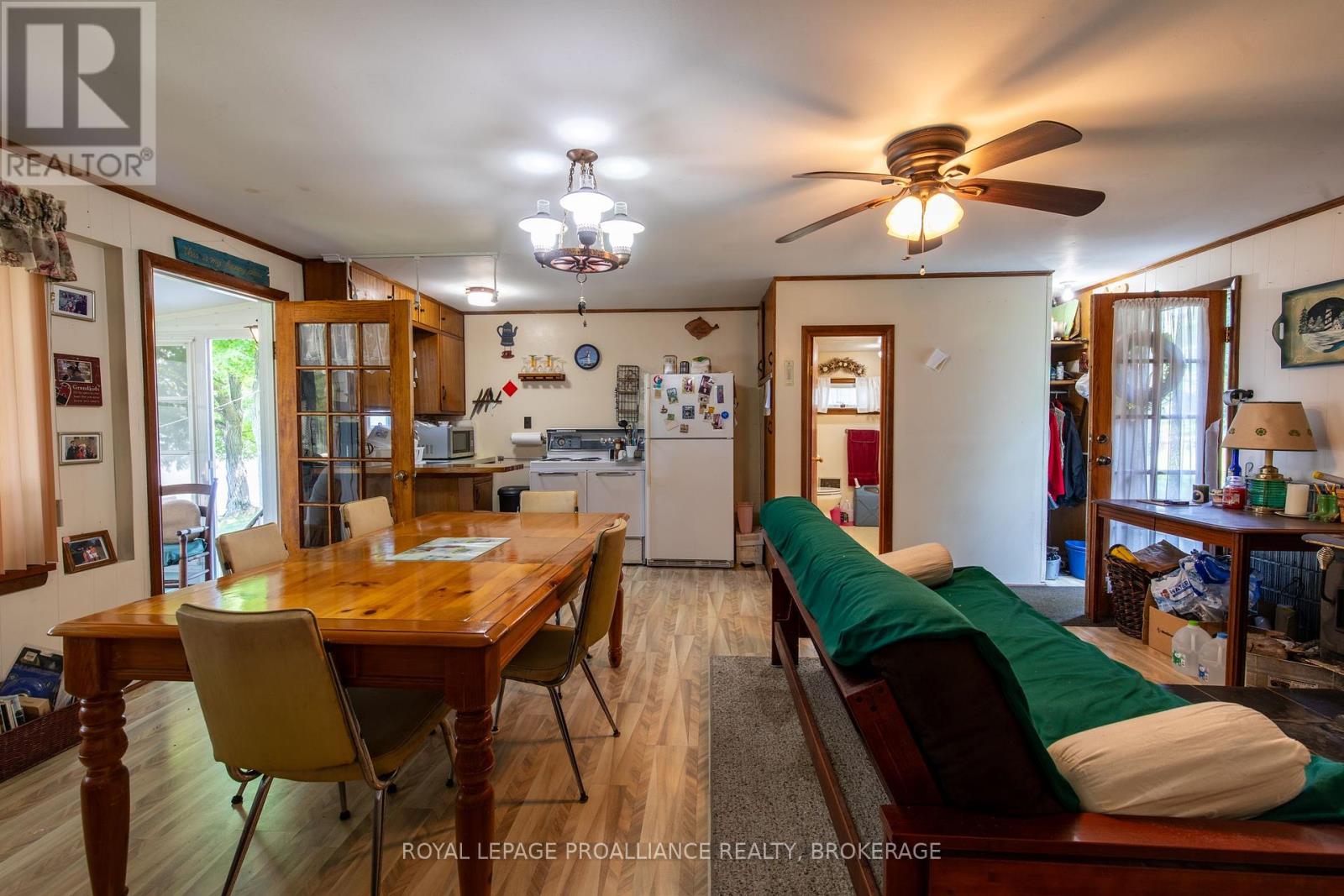 148 COTTAGE LANE