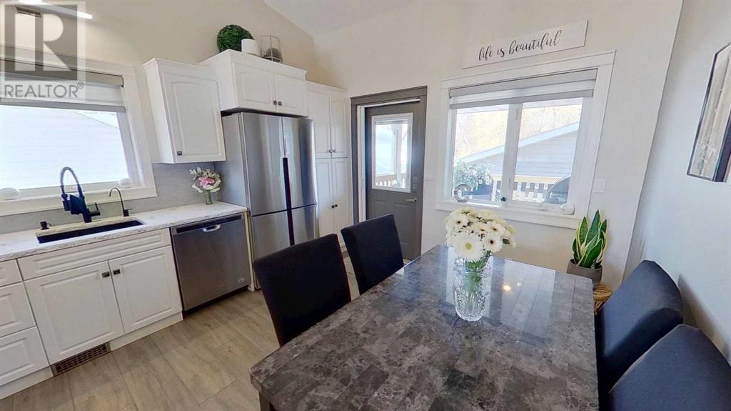 129 Cameron Crescent