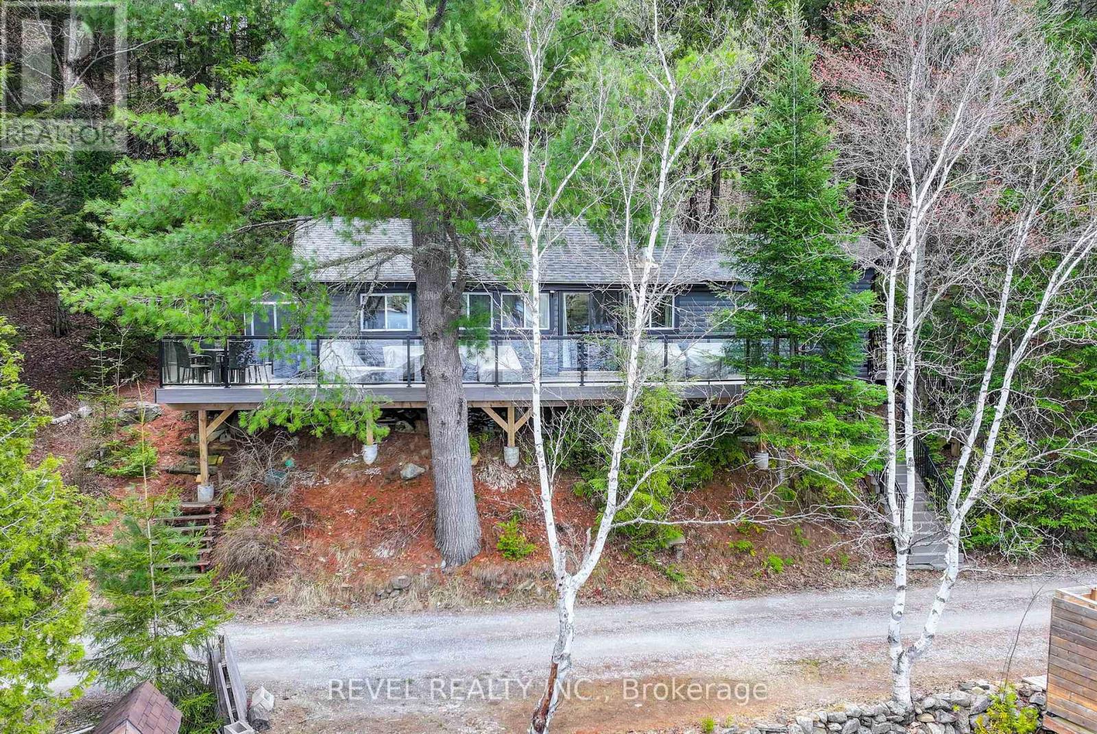 1129 LAKESHORE ROAD