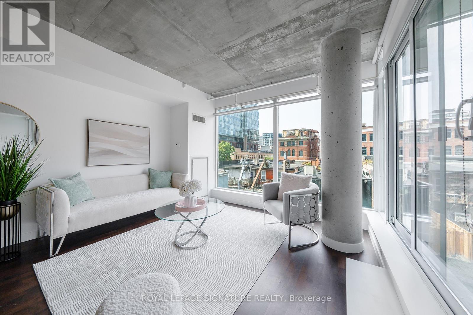 510 - 75 PORTLAND STREET