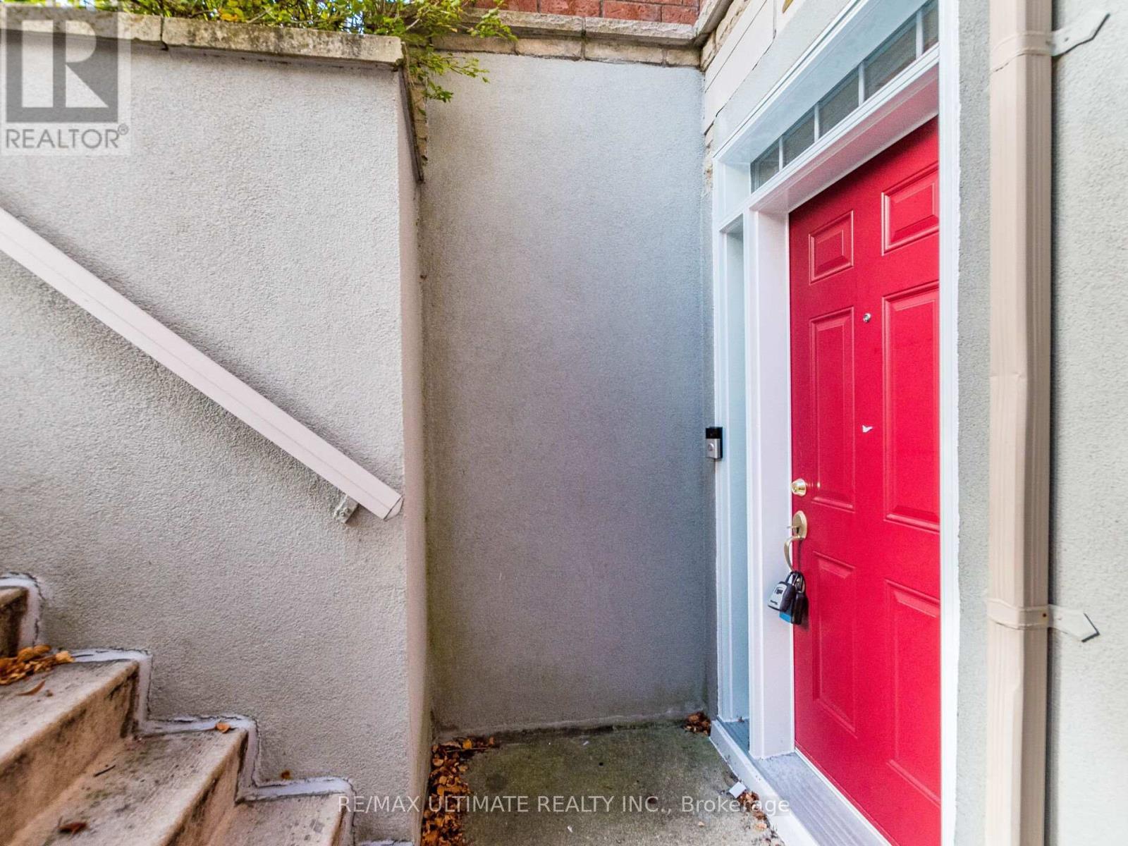 UNIT # 17 - 615 SHORELINE DRIVE