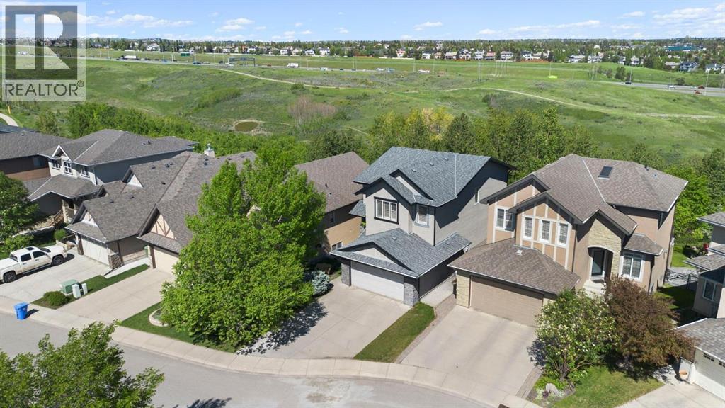 382 Tuscany Ravine Road NW