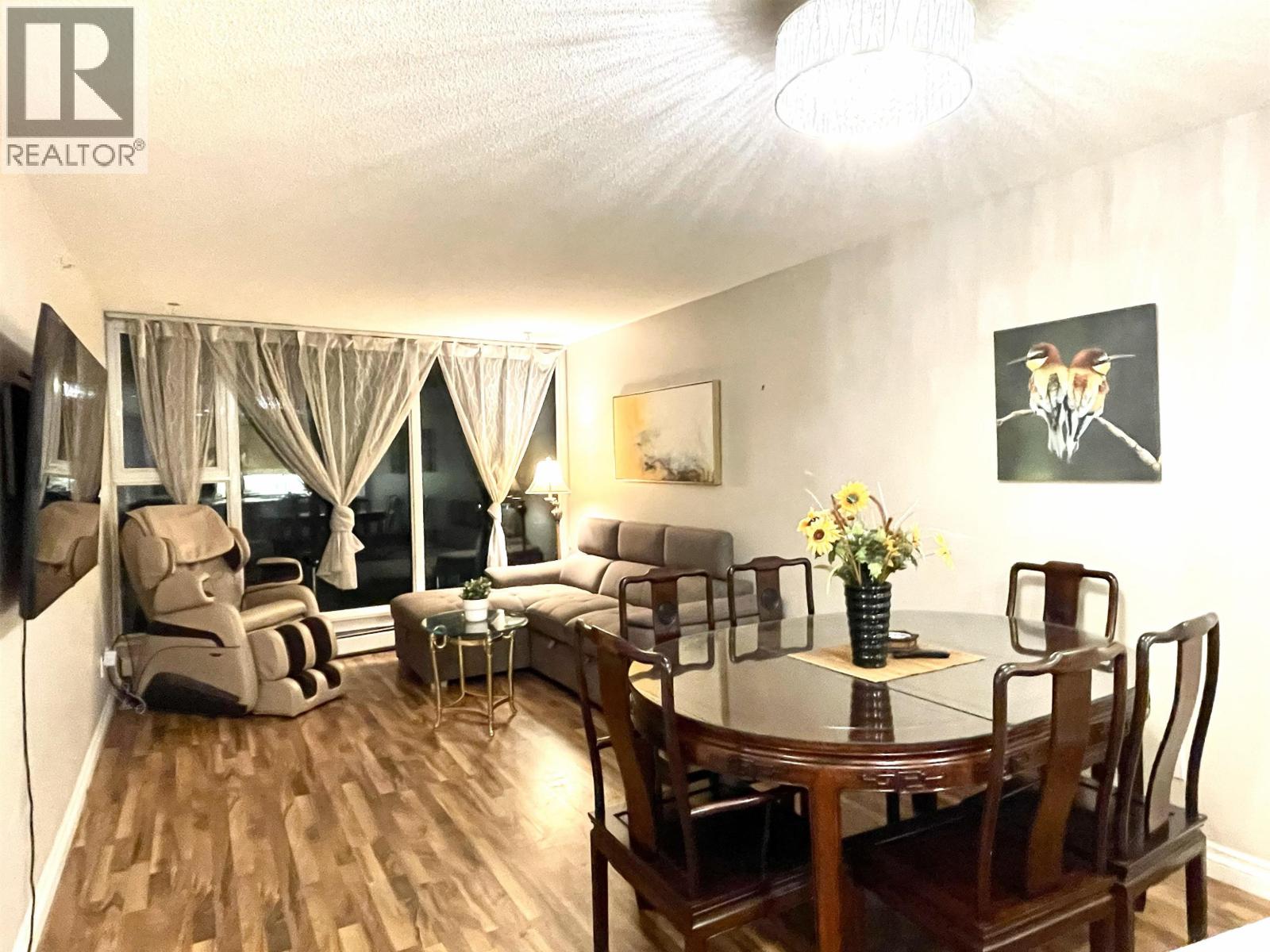 1007 1008 CAMBIE STREET