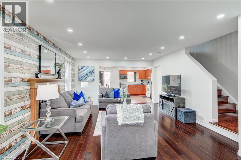 15 CHESTER Drive