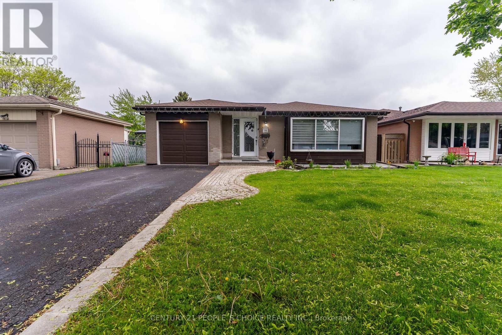 70 GLEBE CRESCENT