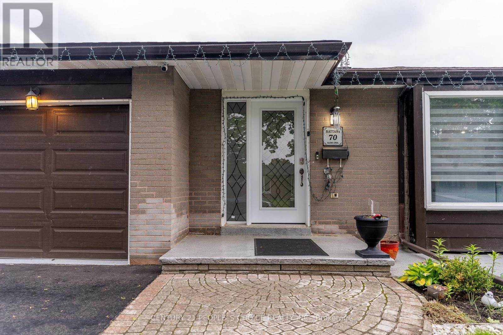 70 GLEBE CRESCENT
