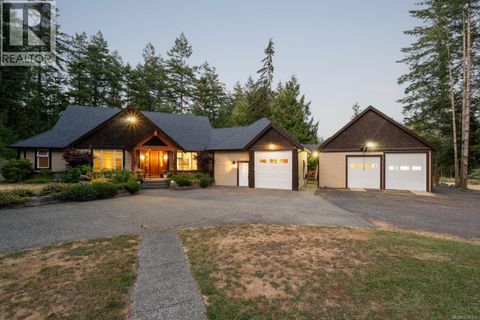 3035 Sarah Dr Sooke BC V9Z0J5